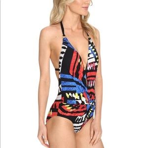 La Blanca African halter tommy toner size 6